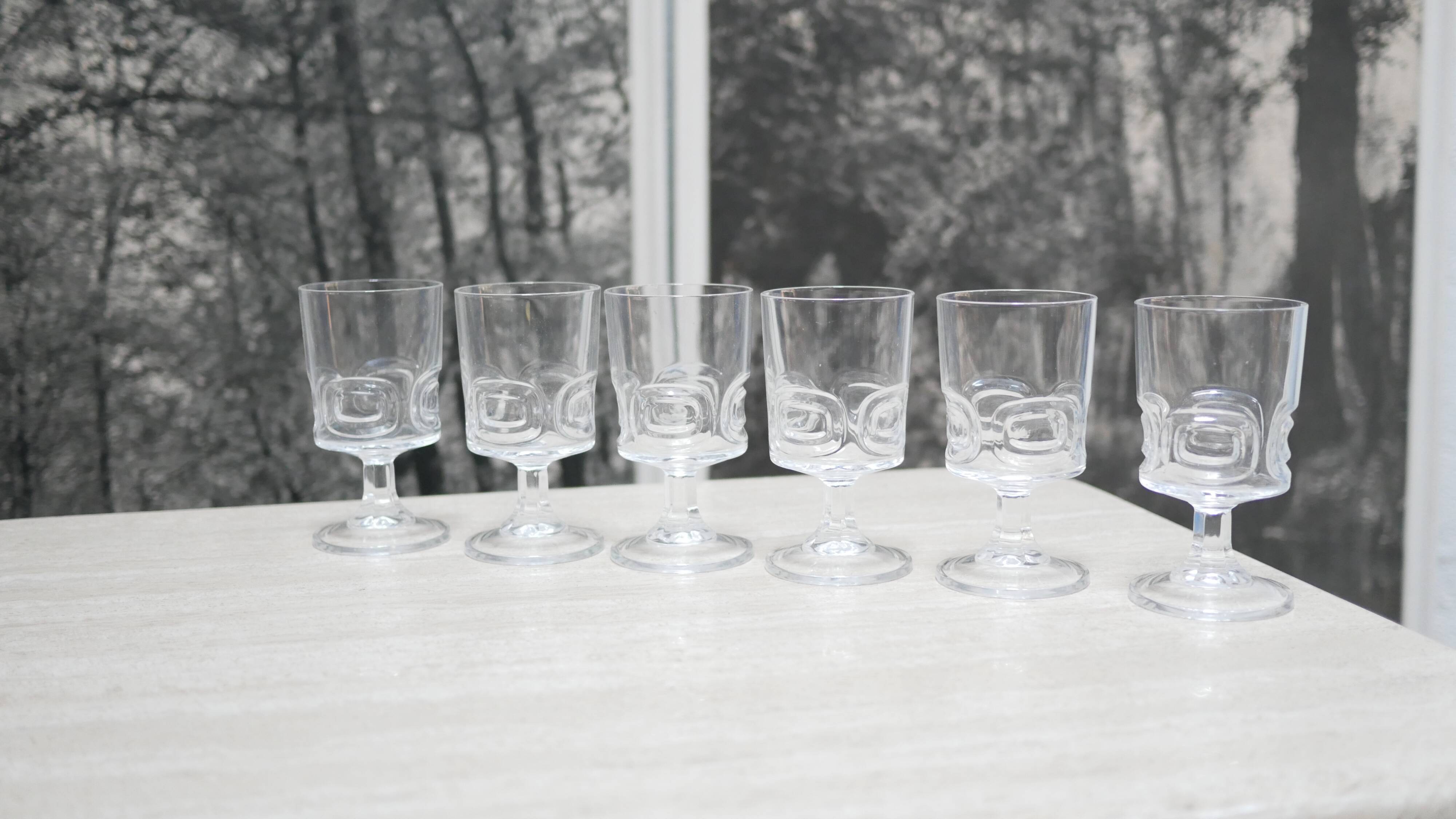 Series of 6 vintage walking glasses