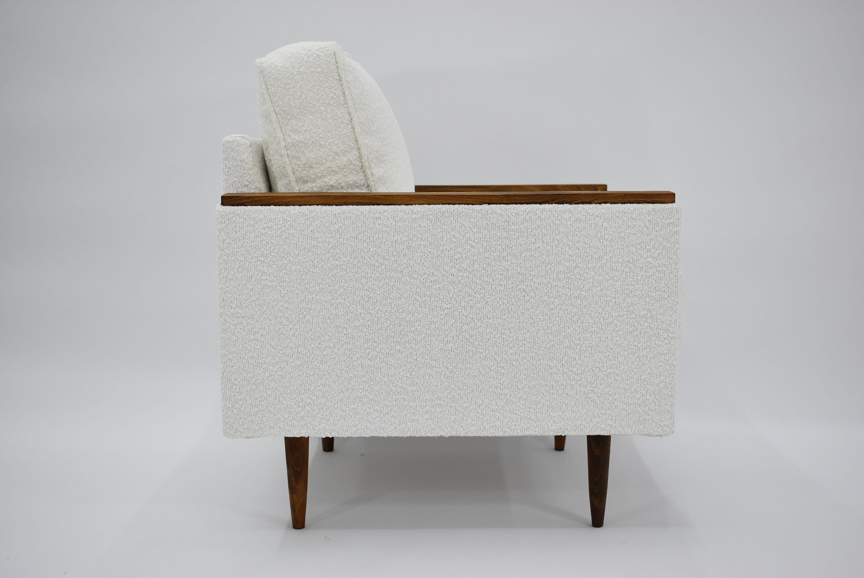 Fauteuil cube original des années 70, entièrement restauré, bouclé blanc