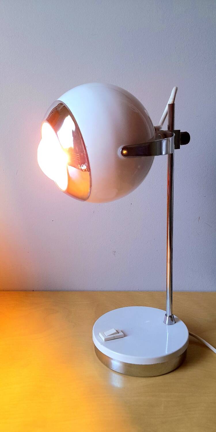 Eyeball table lamp, 1970
