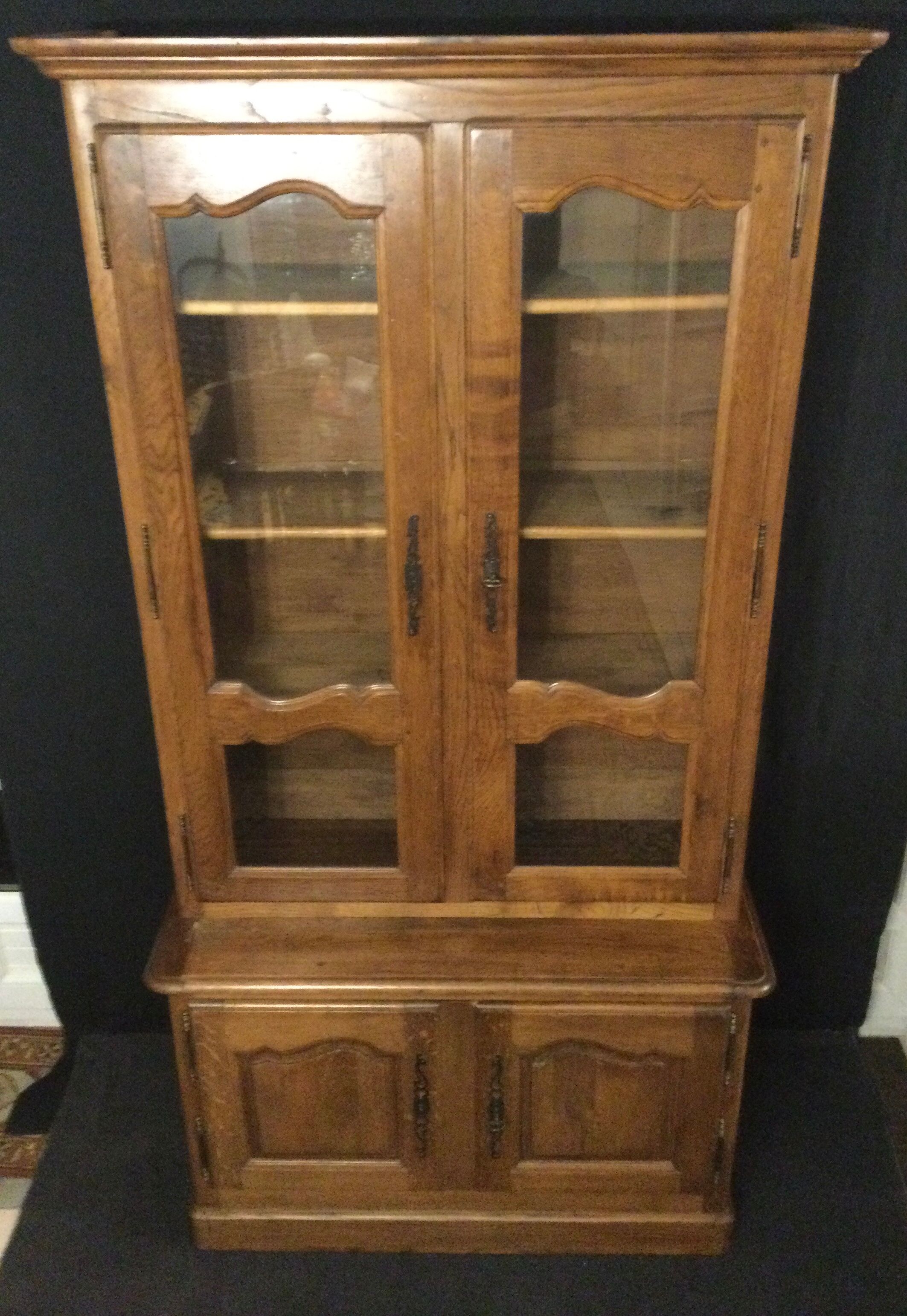 Buffet deux corps vaisselier