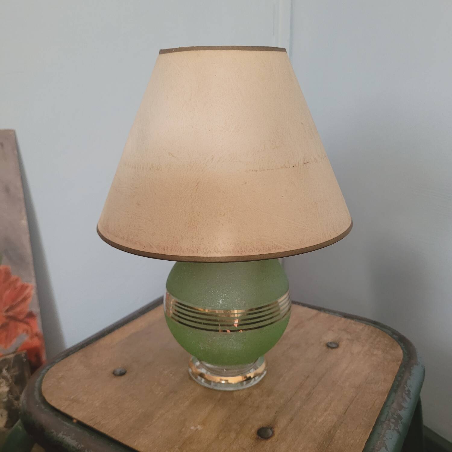 50s lamp with granite glass and gold trim