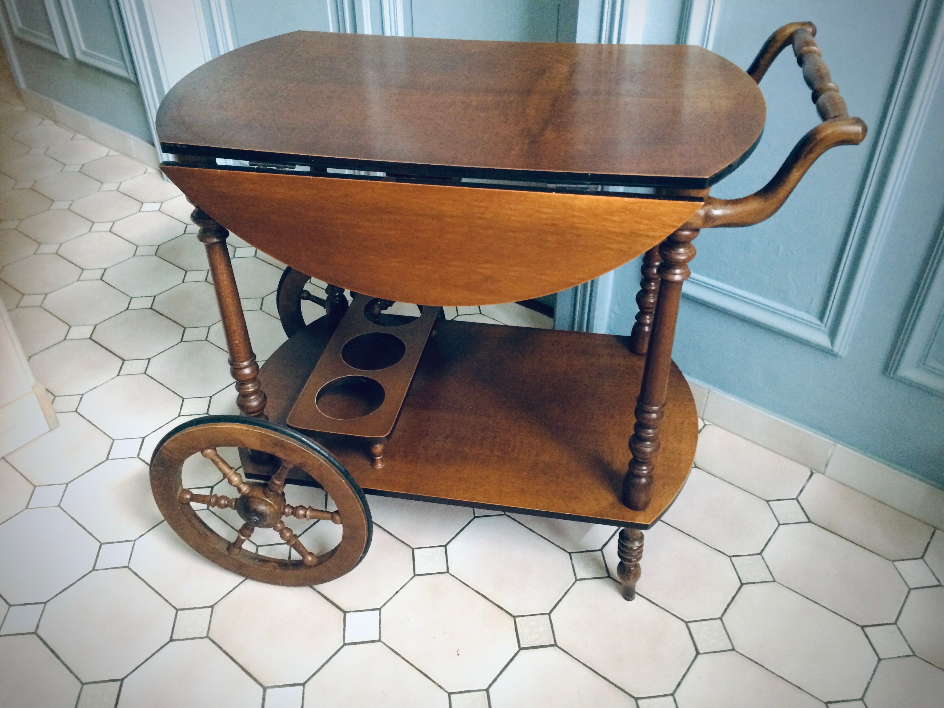 Vintage and folding trolley aperitif-table