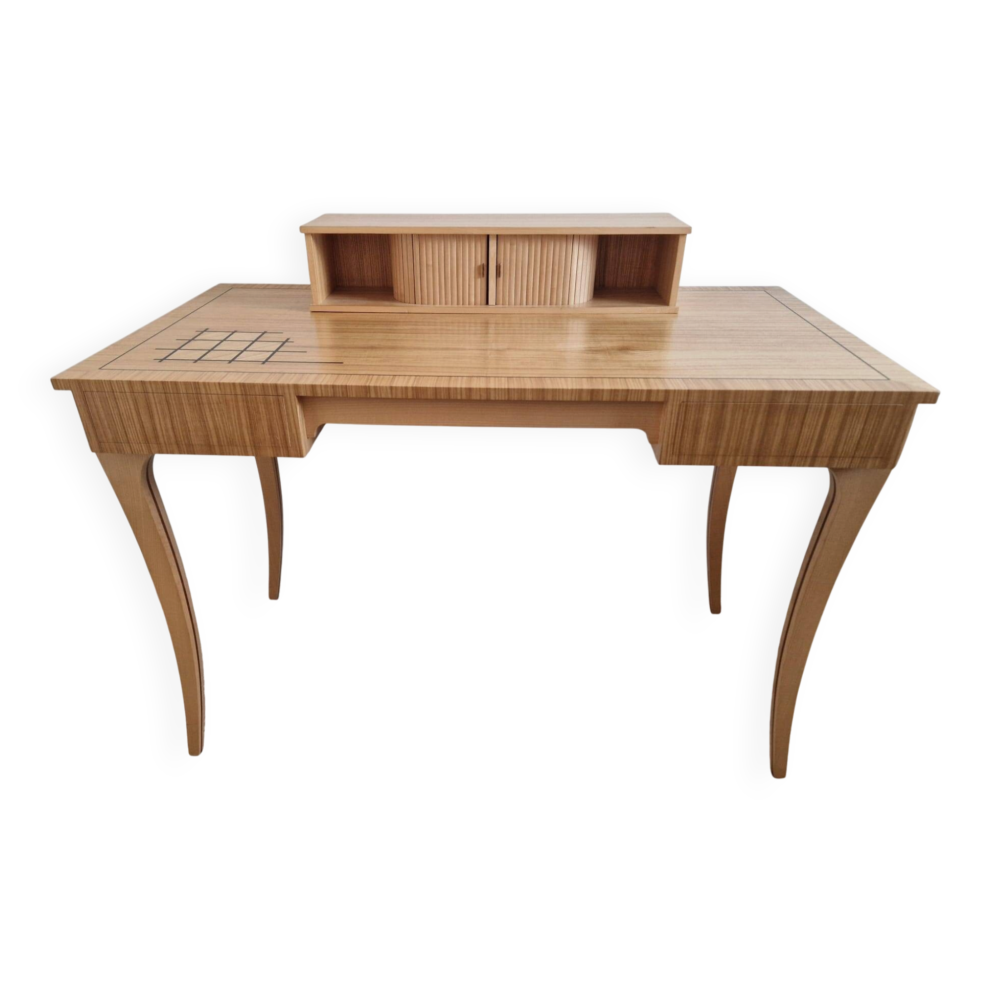 Bureau comtemporain avec son gradin