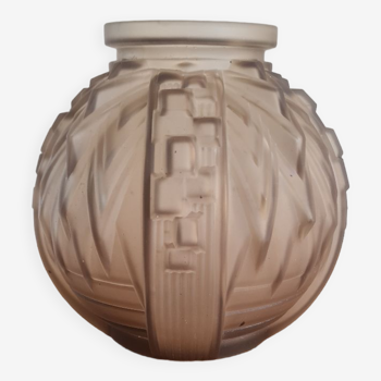 Vase boule "pointes côtelées"