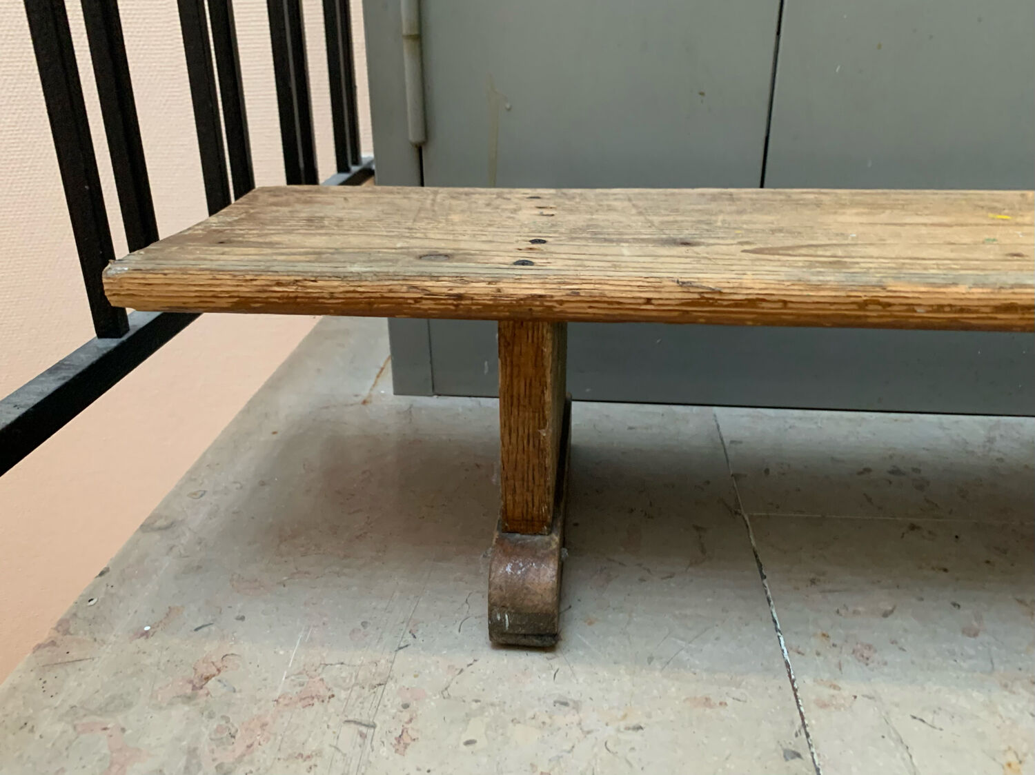 Banc ancien en bois