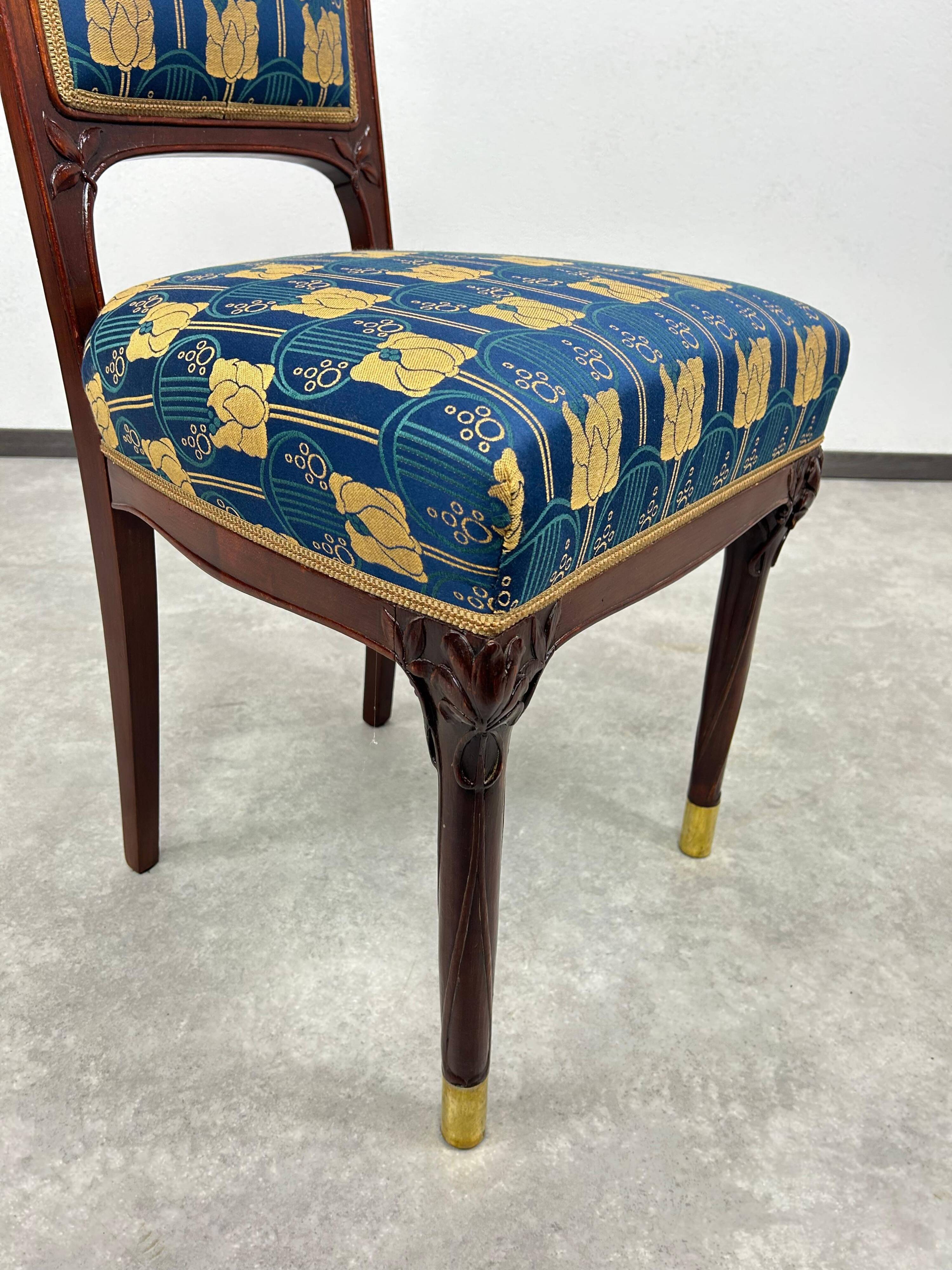 Art Nouveau chair