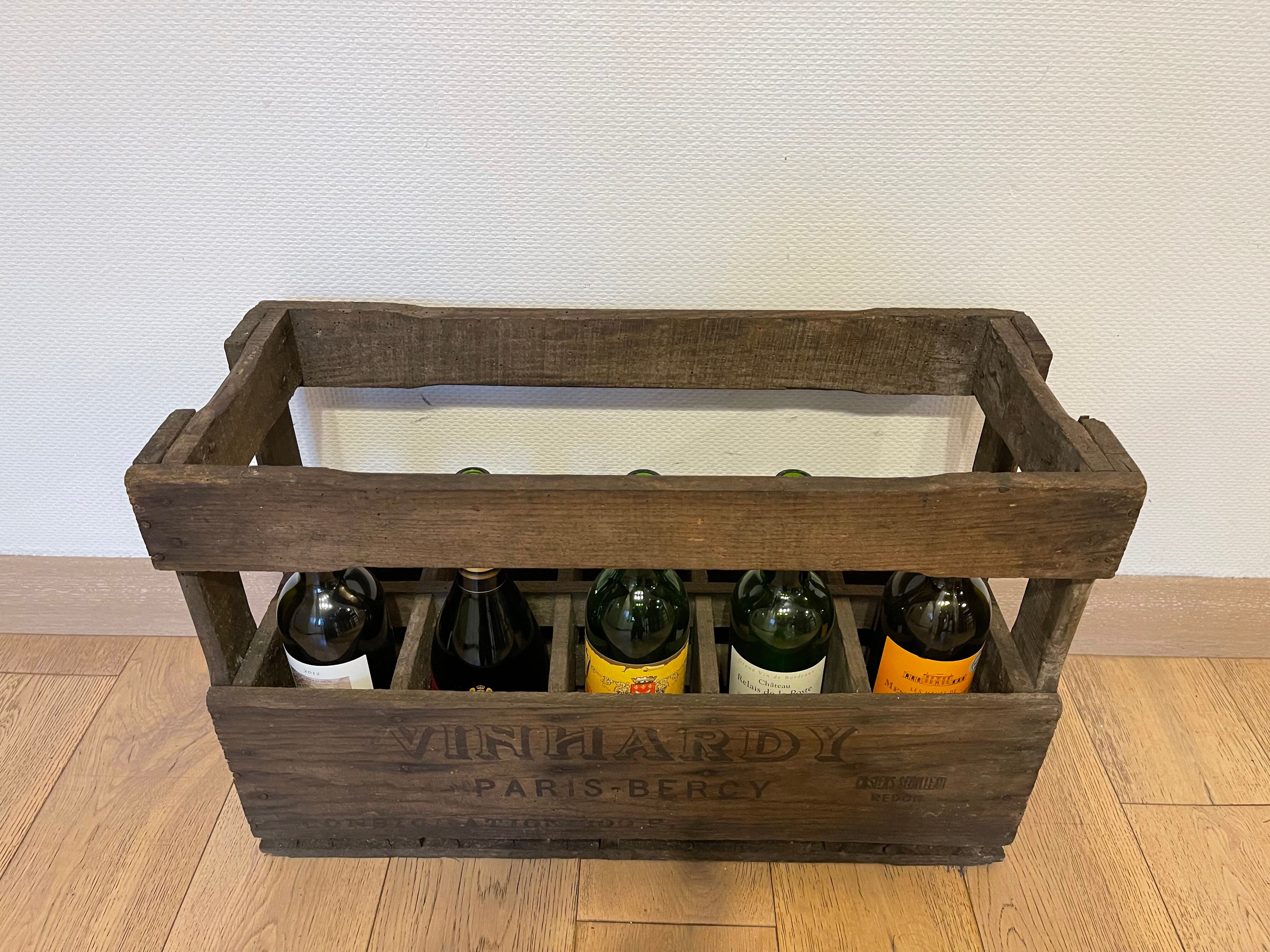 Caisse de vin en bois vintage