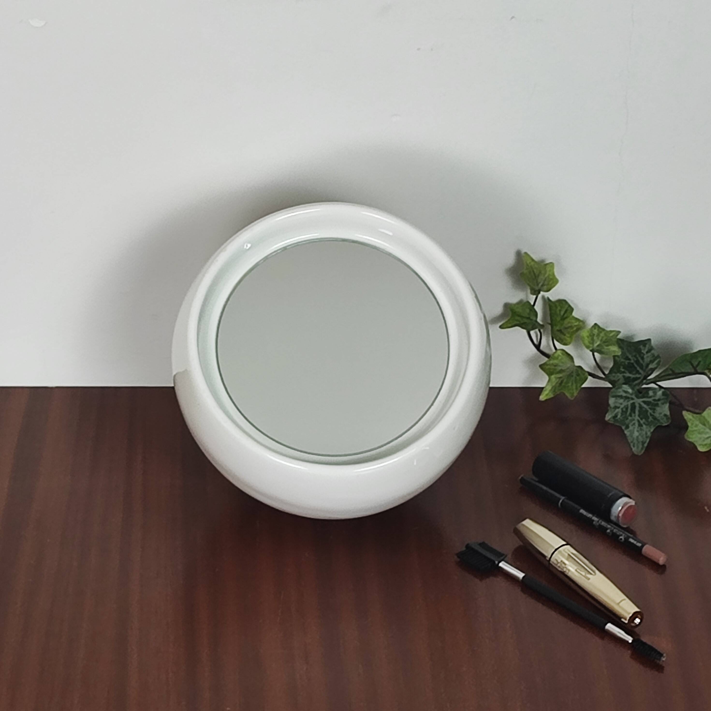 Ceramic ball mirror