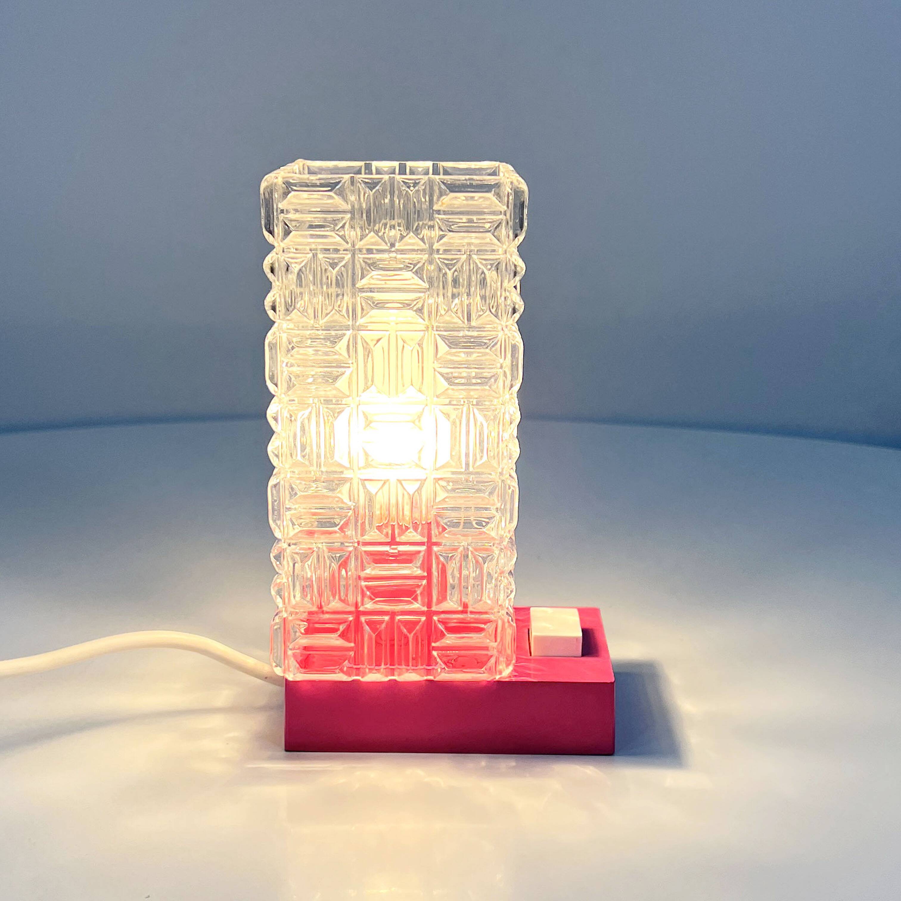 Small pink plastic lamp, 1980