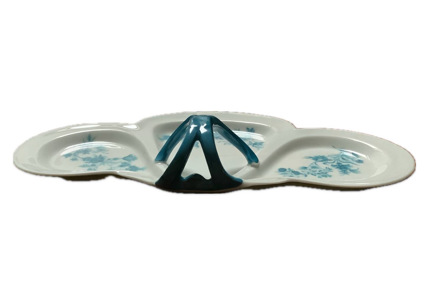 Belle Epoque Limoges porcelain dish with handle
