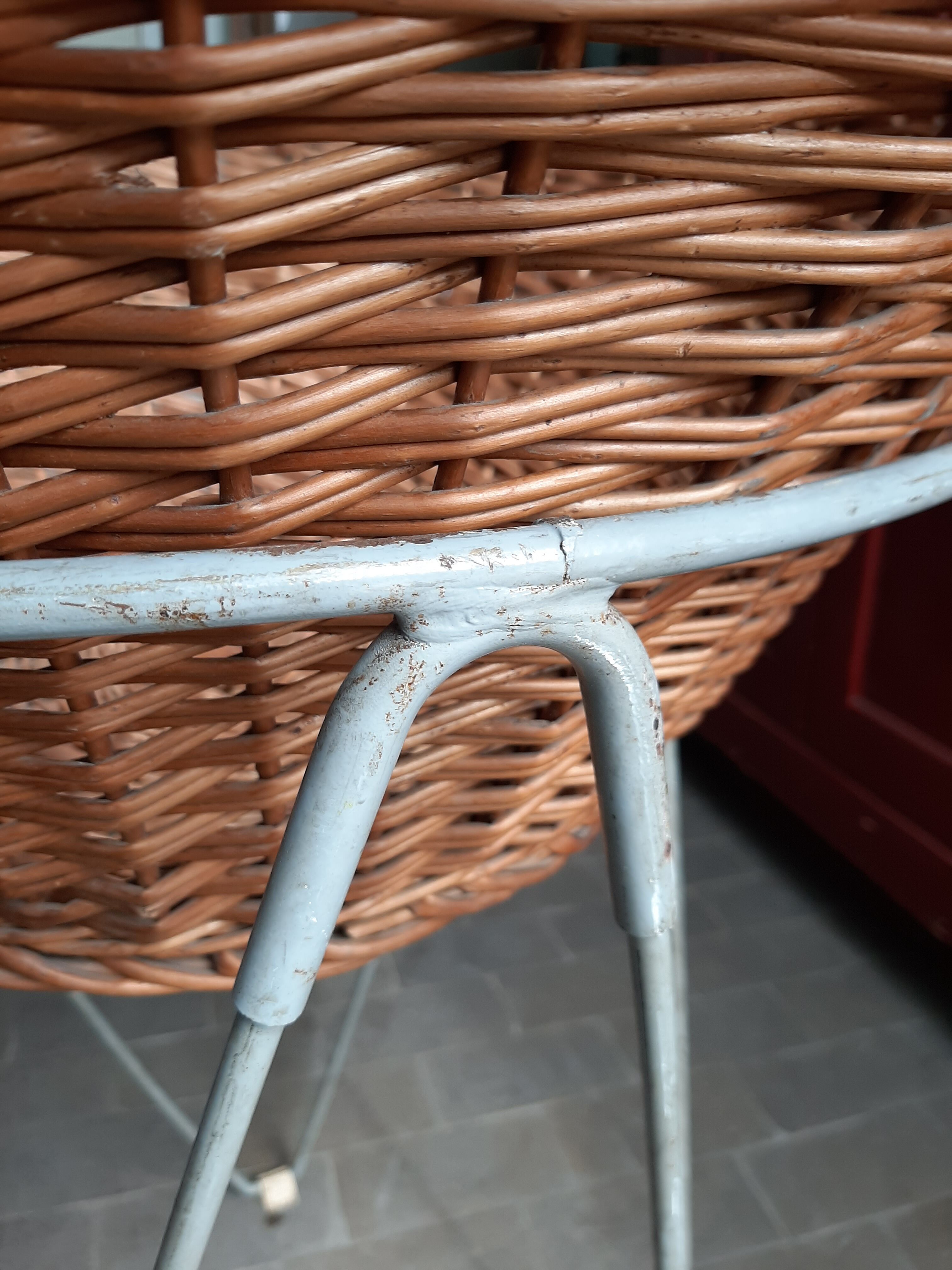 Rotin basket year 50