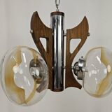 Lustre vintage en bois et métal avec trois plafonniers en verre coloré