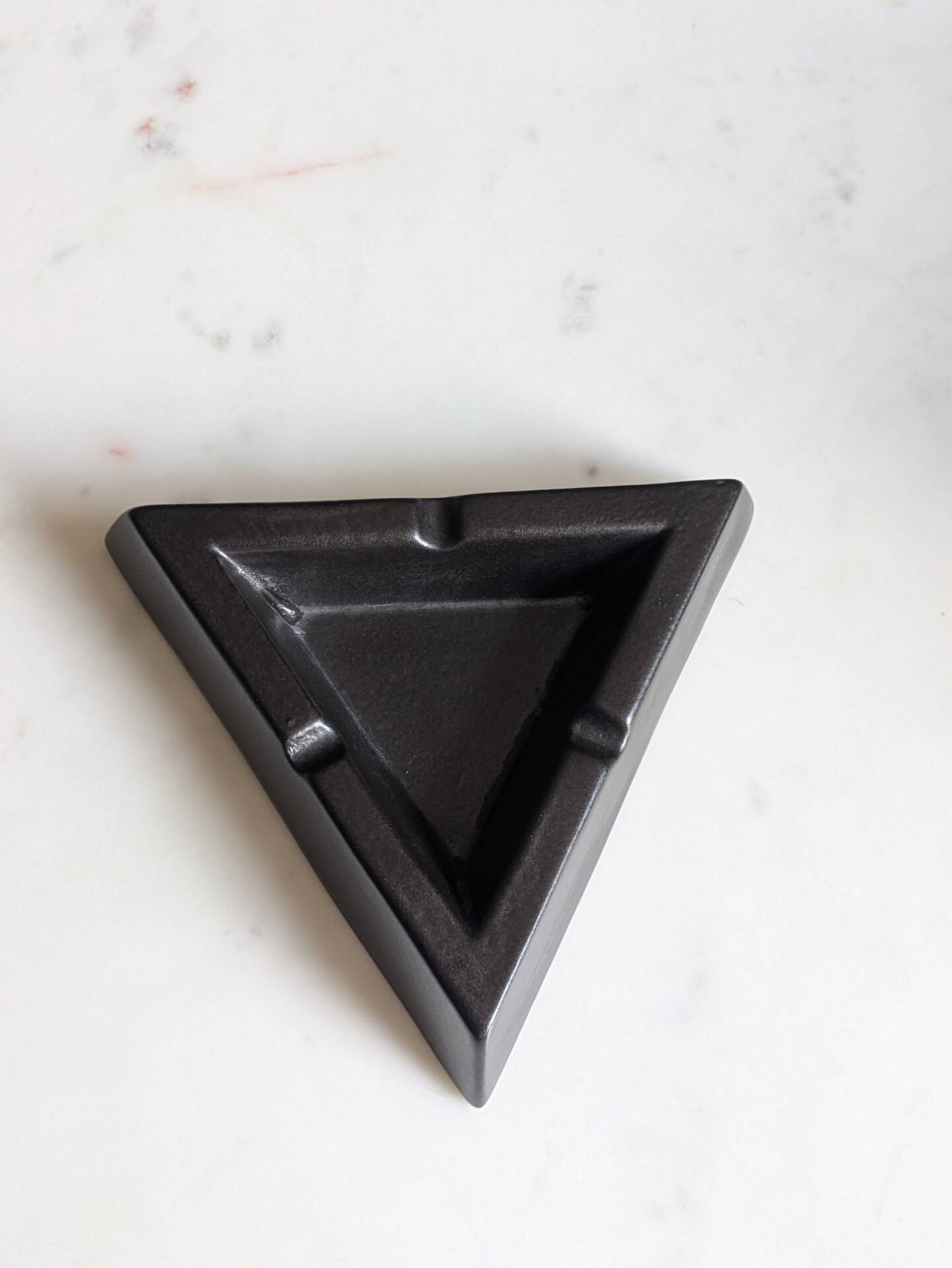Vintage ashtray from the 70s/80s.