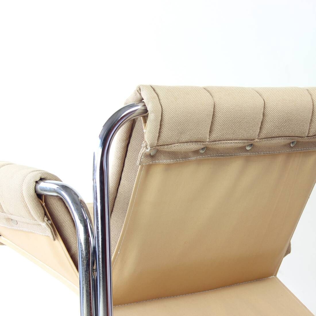 Fauteuil Lounge Par Viliam Chlebo En Chrome Et Lin, Kodreta 1979
