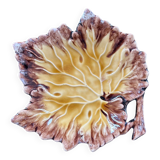 Valauris style leaf pocket emptier