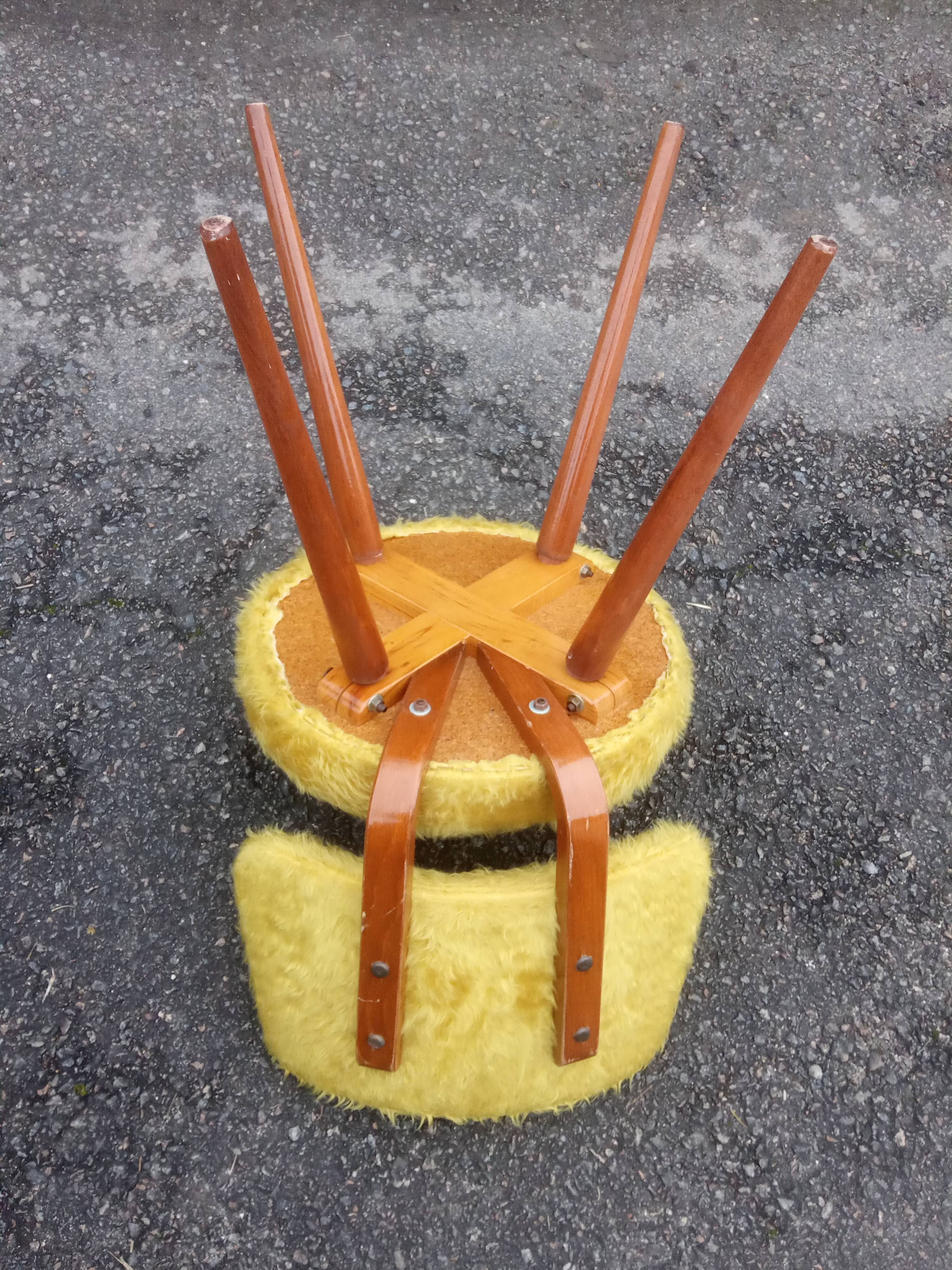 4 vintage moumoutes chairs