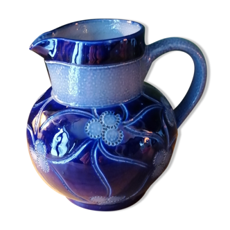 Small pitcher in Alsace sandstone