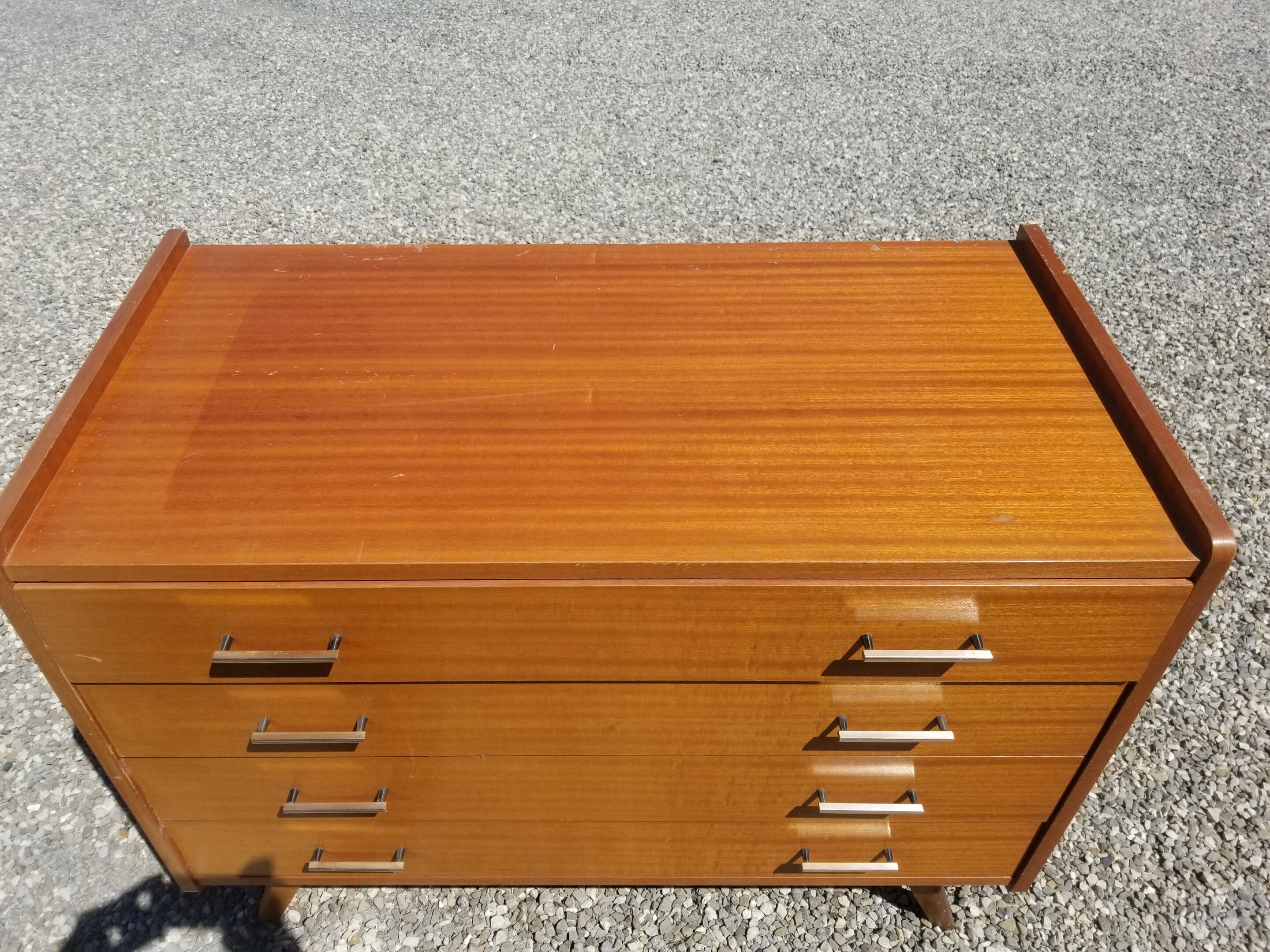 Vintage dresser 4 drawers feet compass - 60s