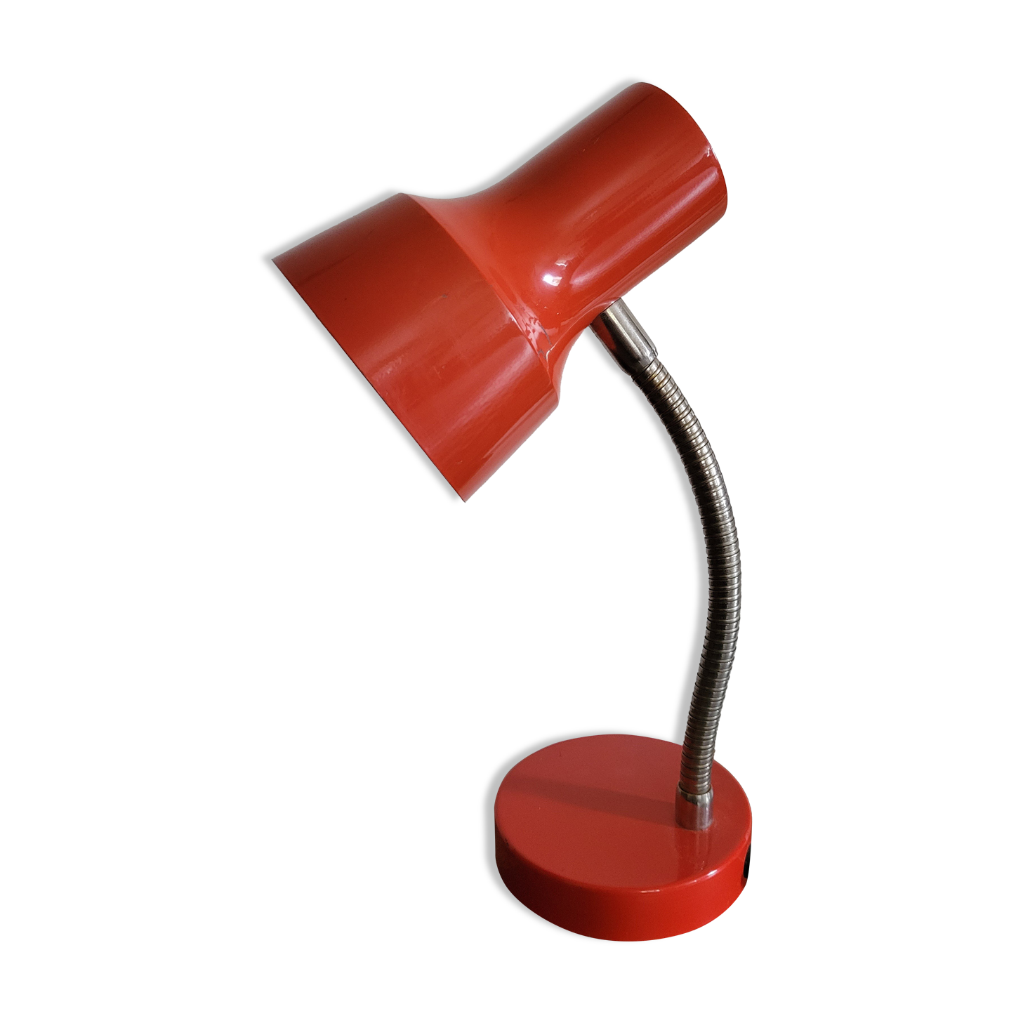 Flexible desk lamp
