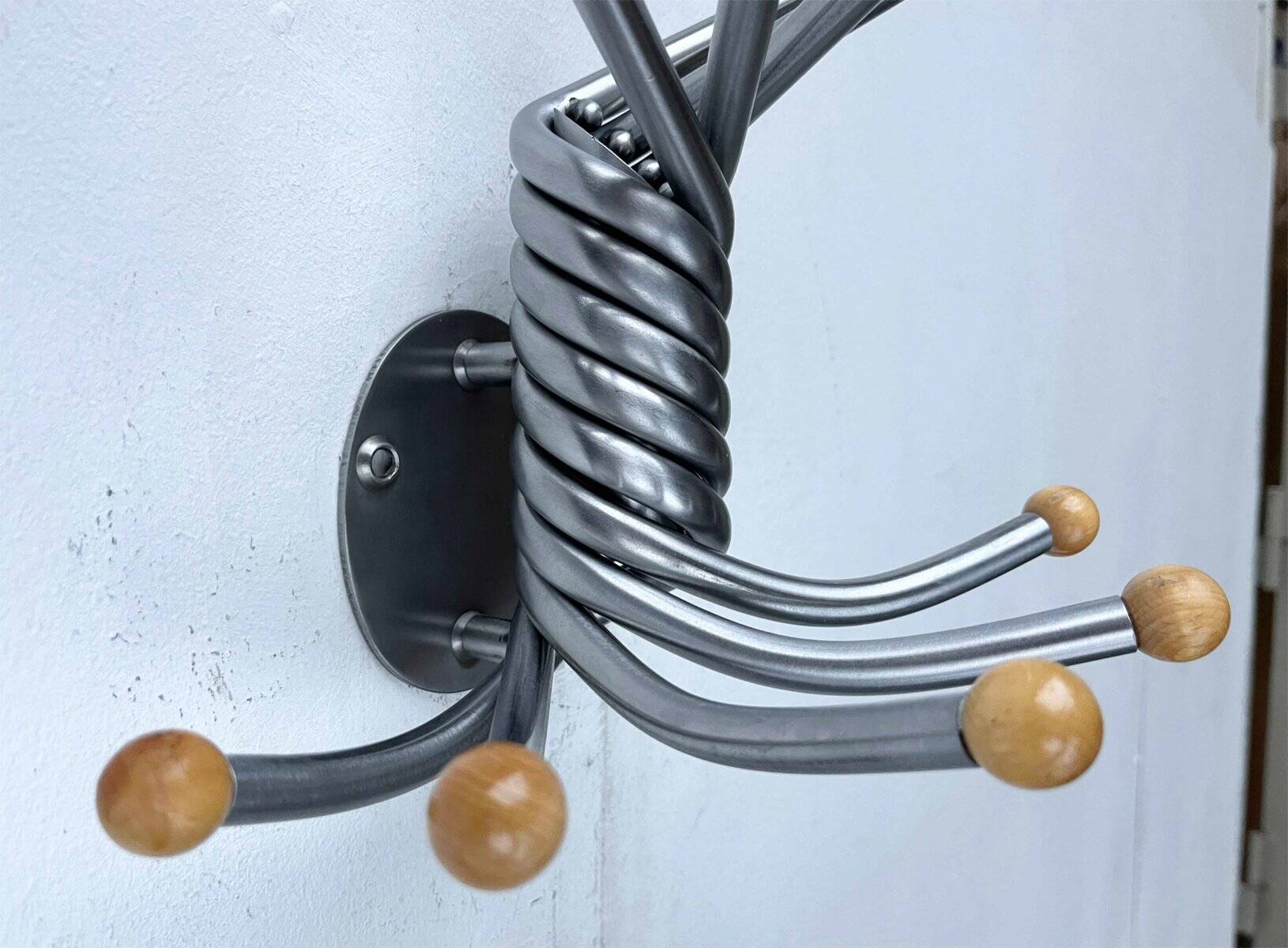 Postmodern Italian Wall Hook Octopus by J. De Pas, P. Lomazzi and D. D'Urbino for Zanotta, 1990s