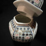 Japanese jar bird pattern
