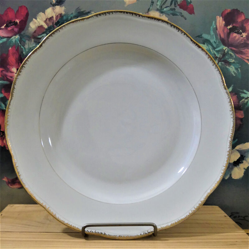 Vintage white and gold table service, antique table service