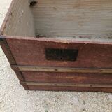 Malle de voyage ancienne bombee