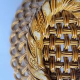 Pichon uzes large woven basket