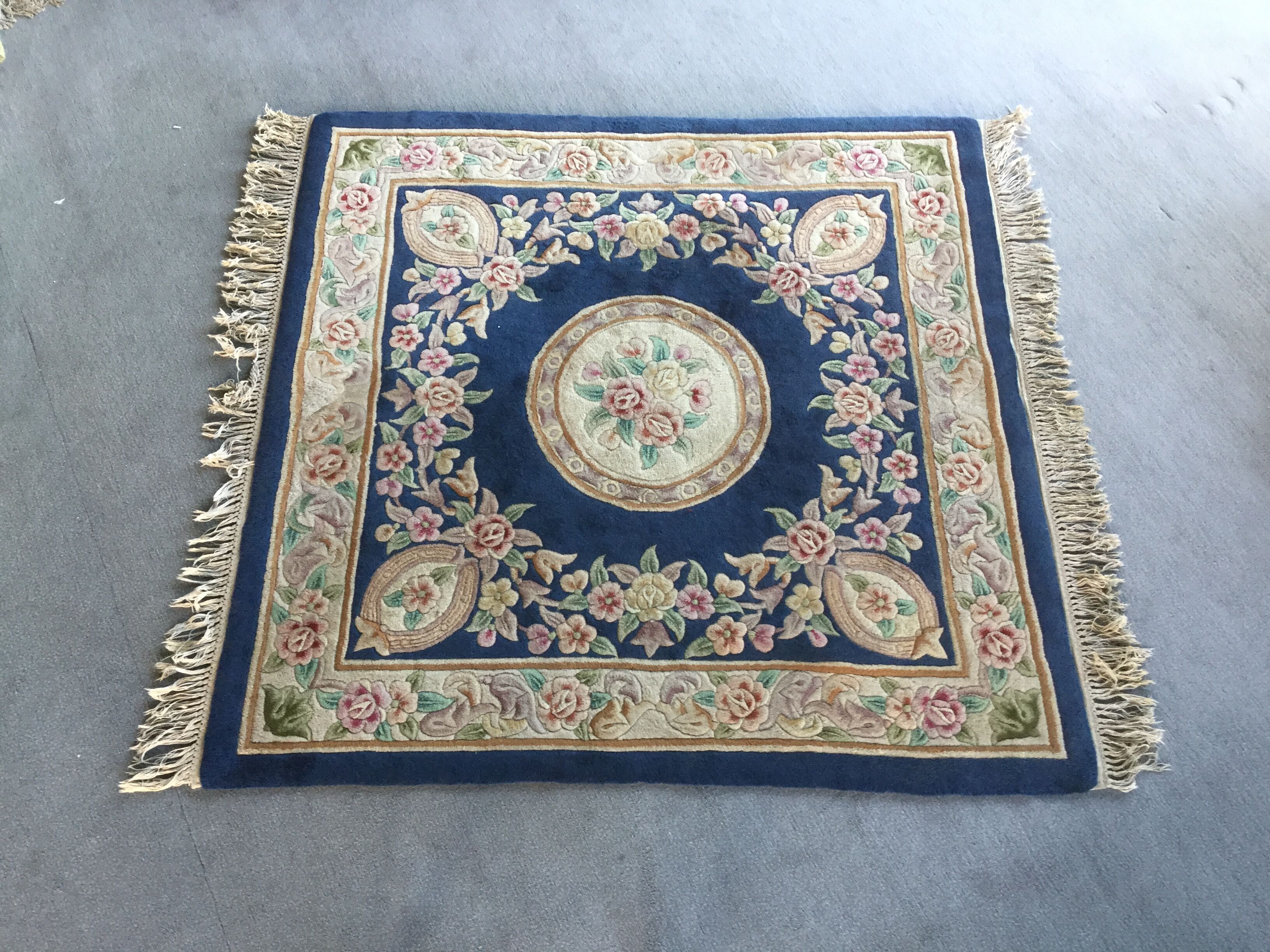 Chinese carpet 153x153cm