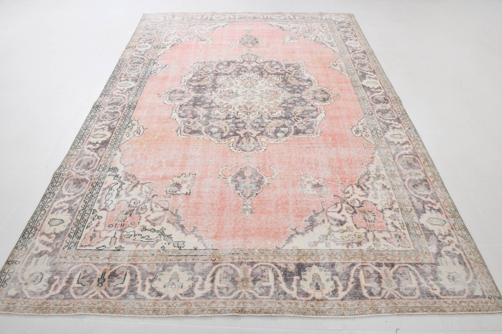 7x10 Vintage Salmon Pink Classic Madallion Turkish Rug, 219x314Cm
