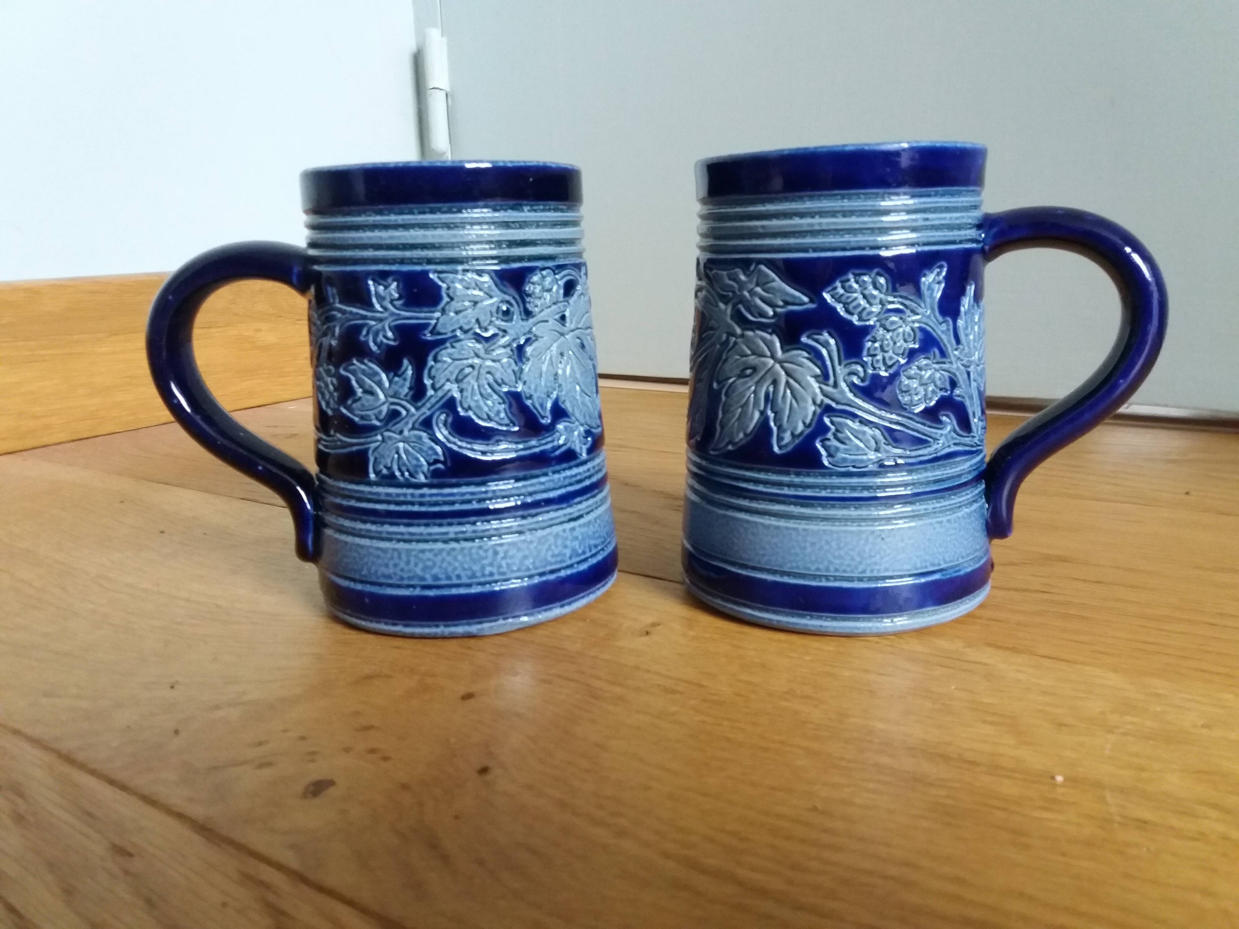 Mug cup in Alsace Betschdorf sandstone signed Krumeich Remmy