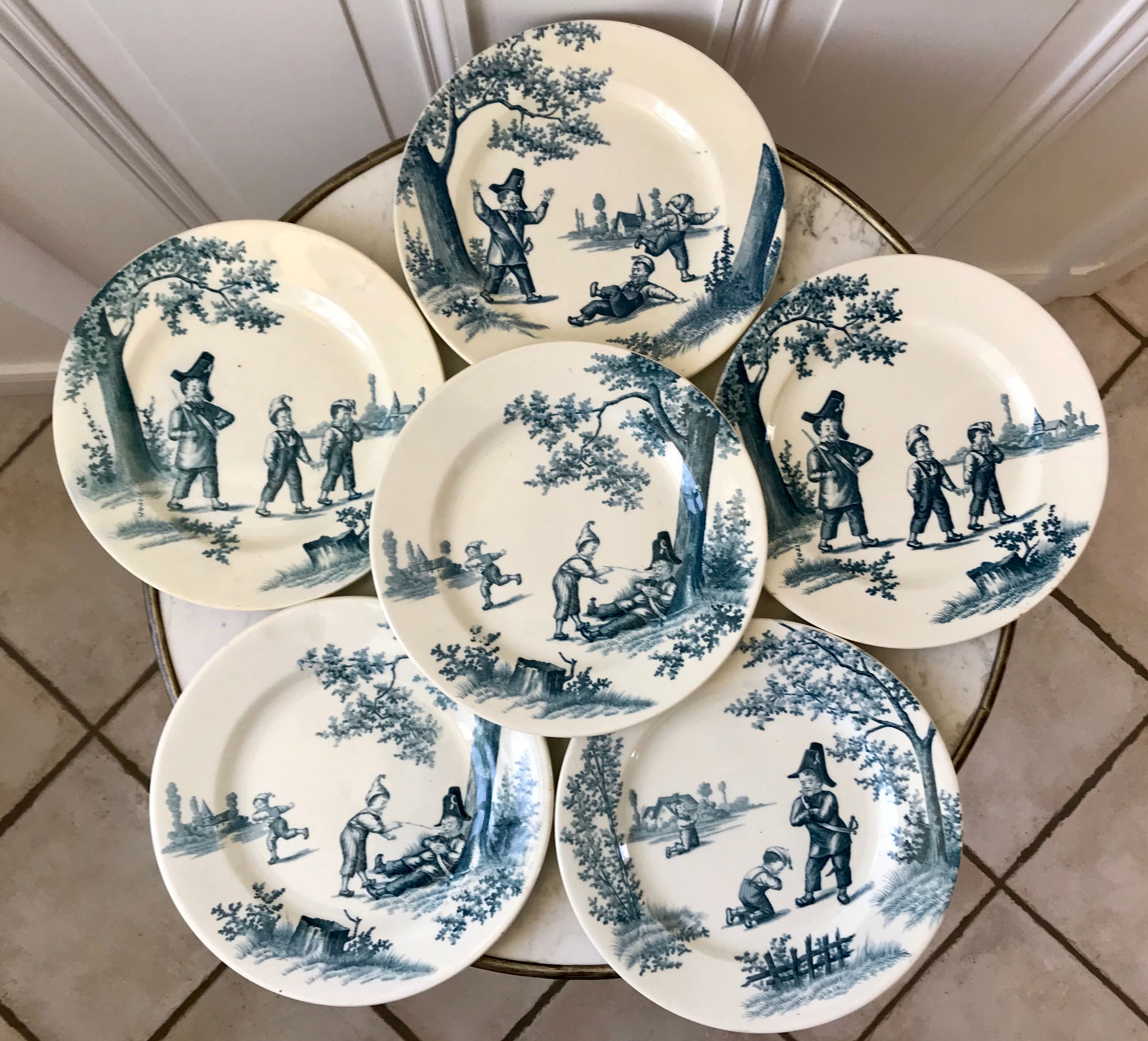 Set of 6 flat plates Iron Earth model "Garde Champêtre" late nineteenth