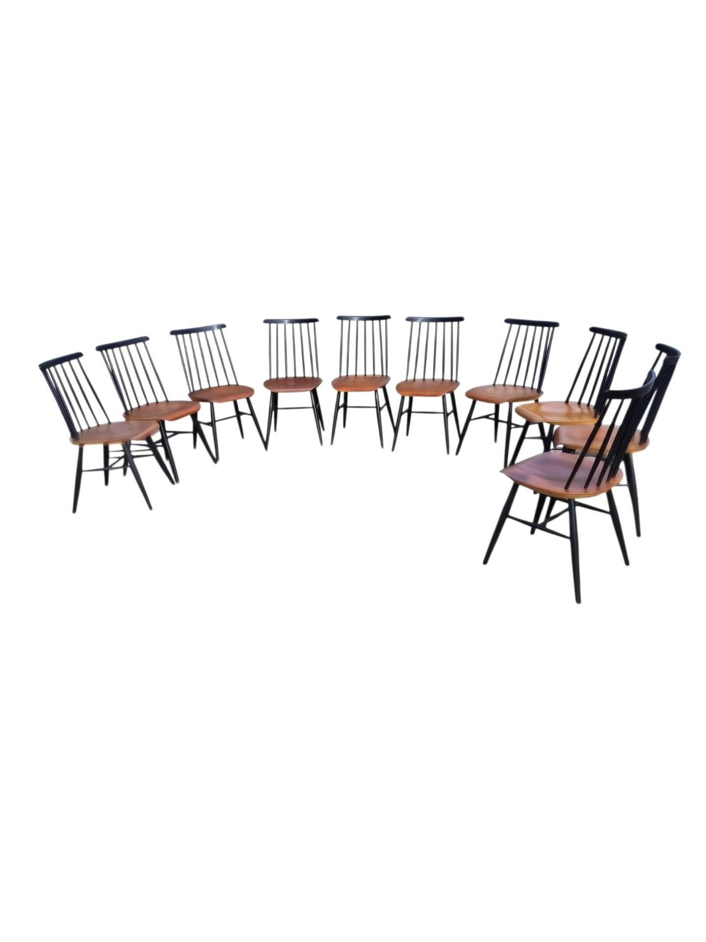 10 Scandinavian chairs from the 1960s