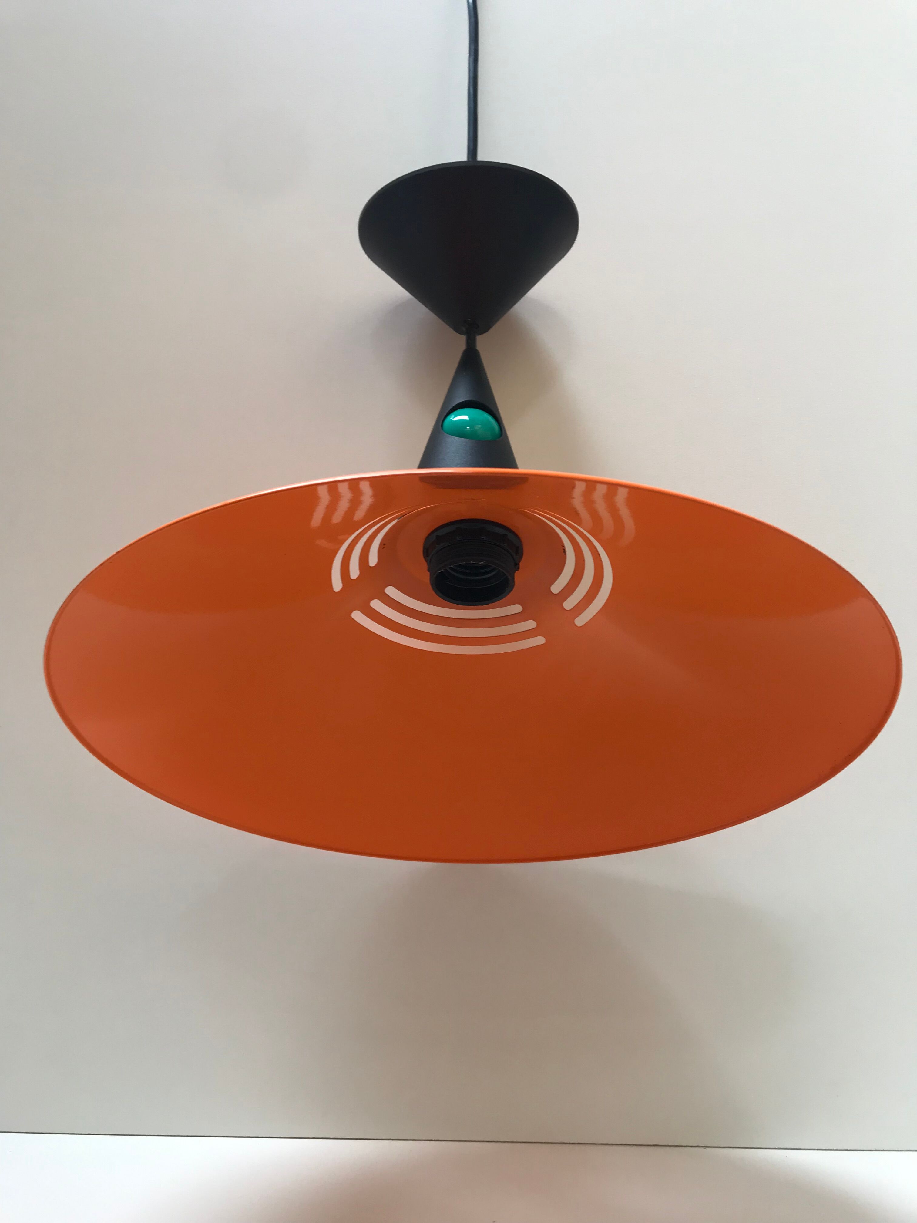 Orange metal suspension