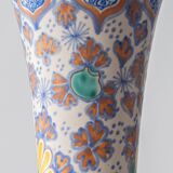 Pair of coloured ceramic table lamps in Art Nouveau style, 1918, with new shades.