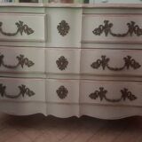 Checkered chest of drawers