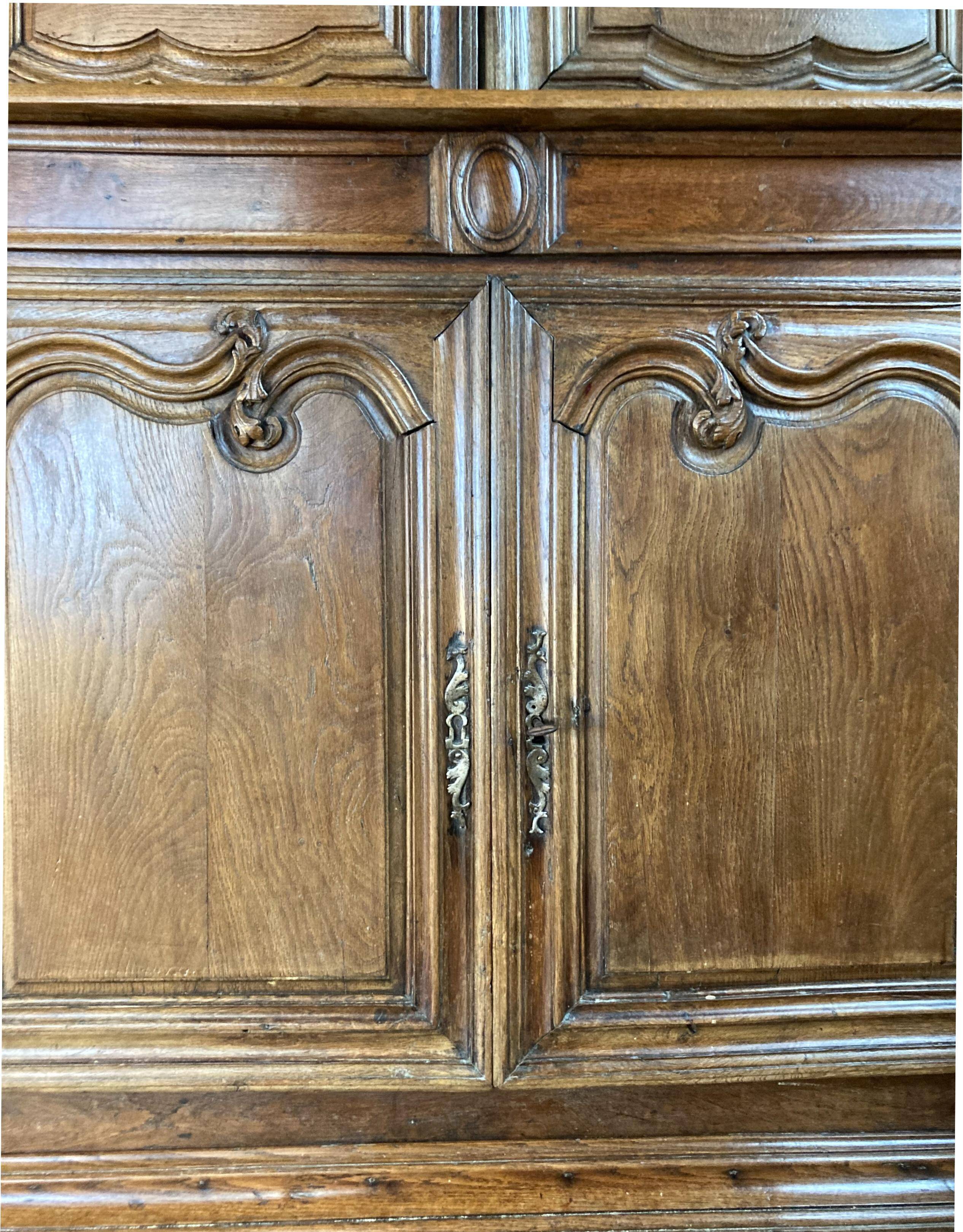 Regency castle buffet