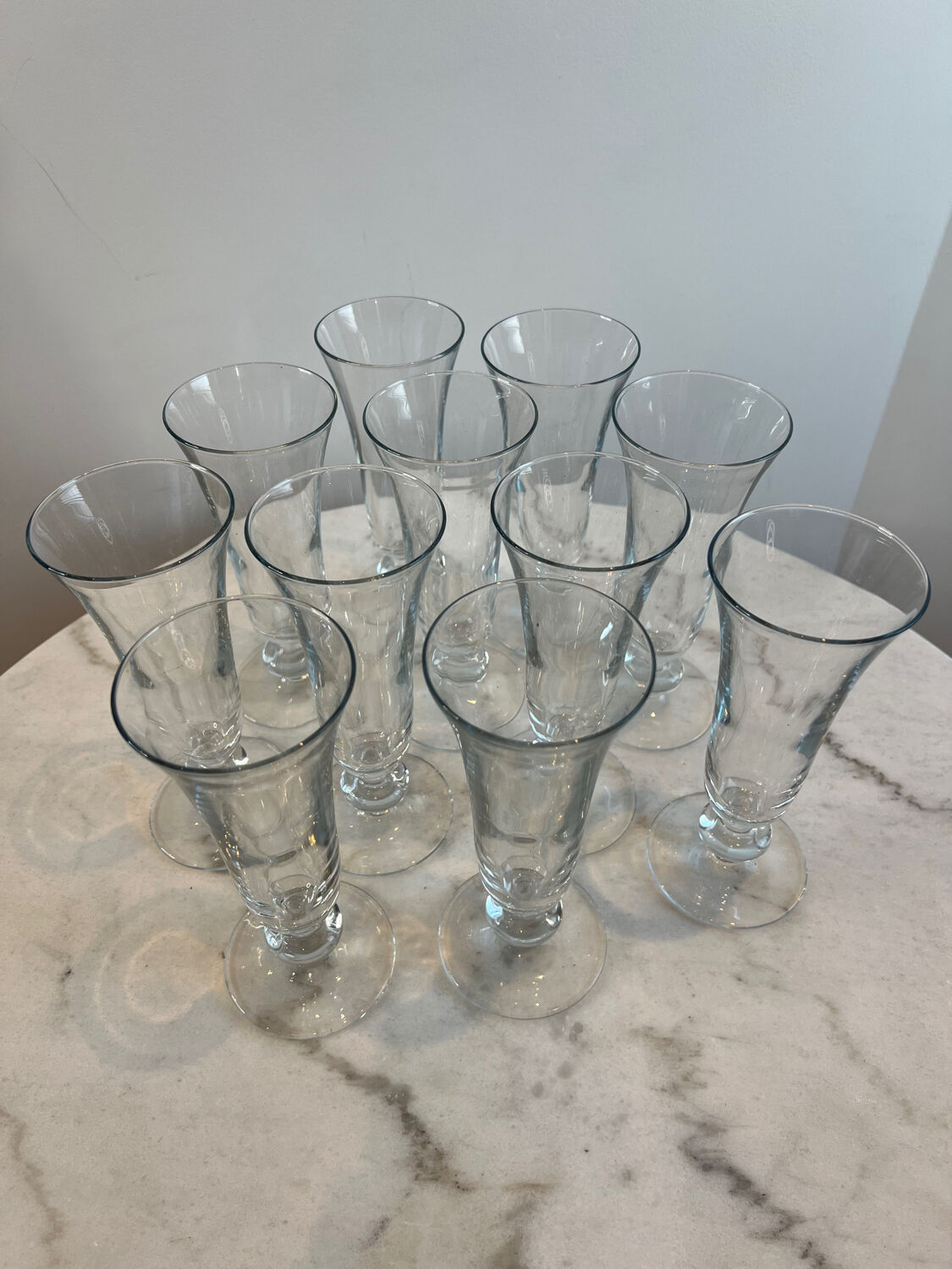 Set of 11 vintage stemmed glasses