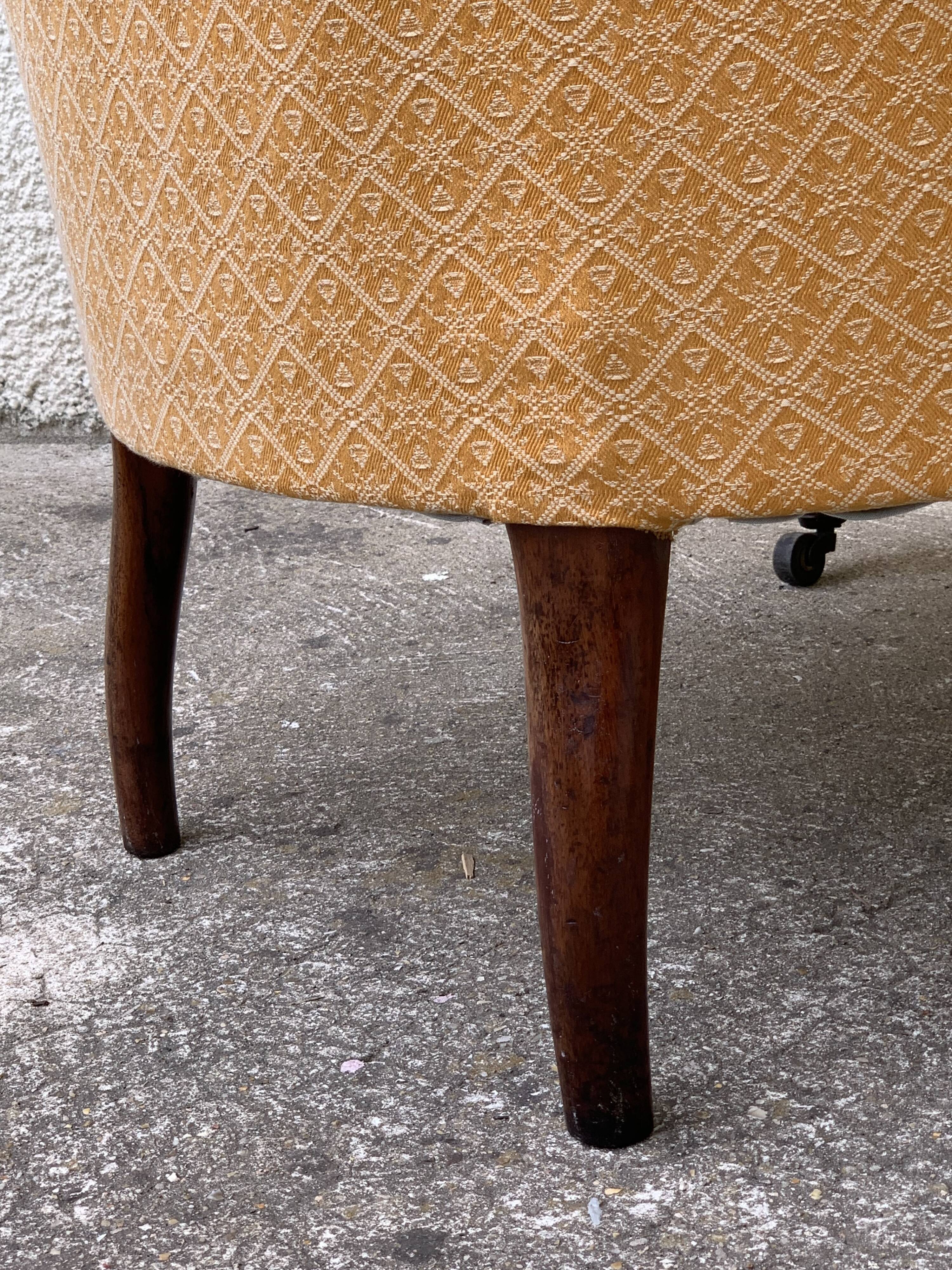 Toad armchair style Napoleon III fringe pompoms