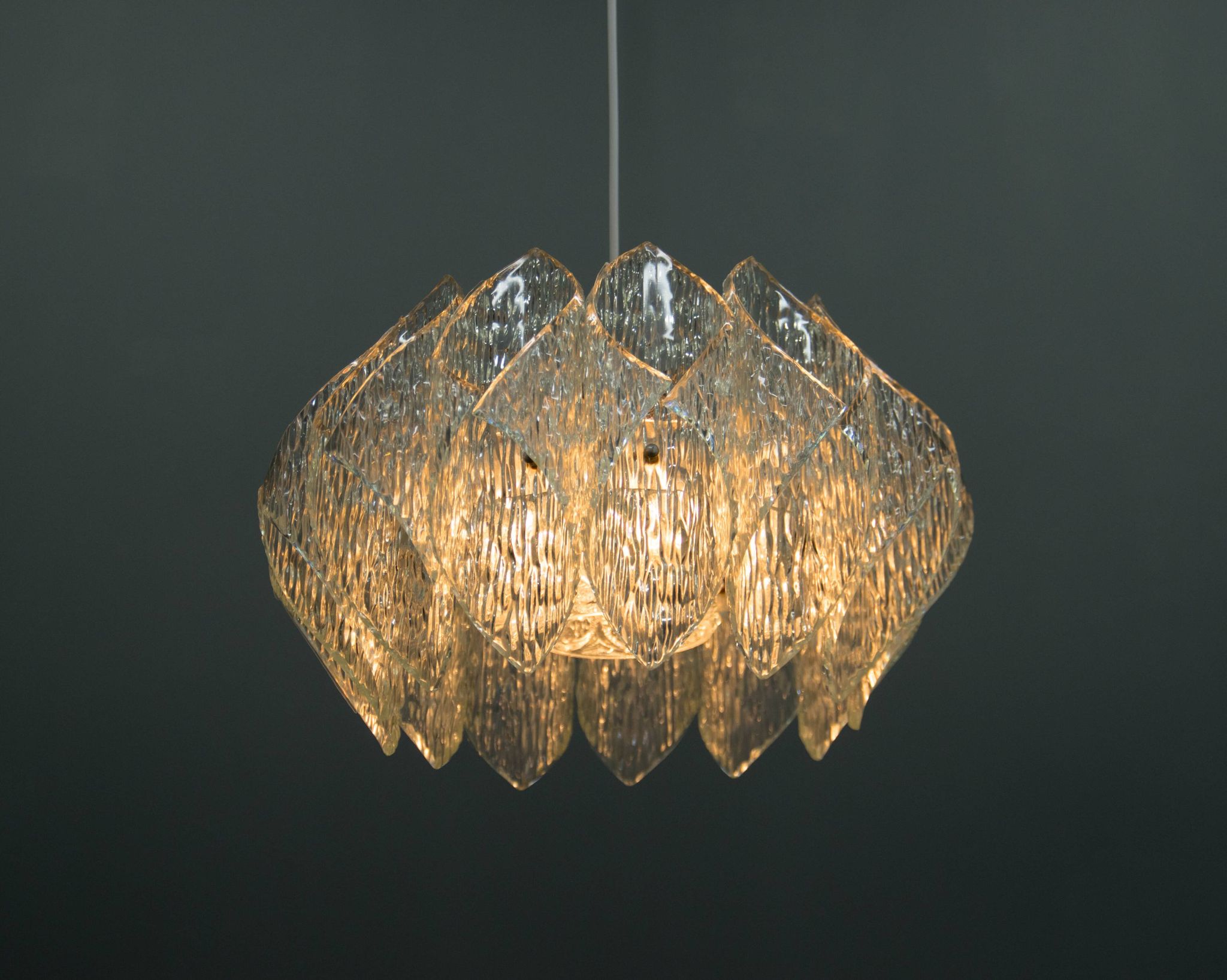 Suspension en résine et verre du milieu du siècle, années 1960