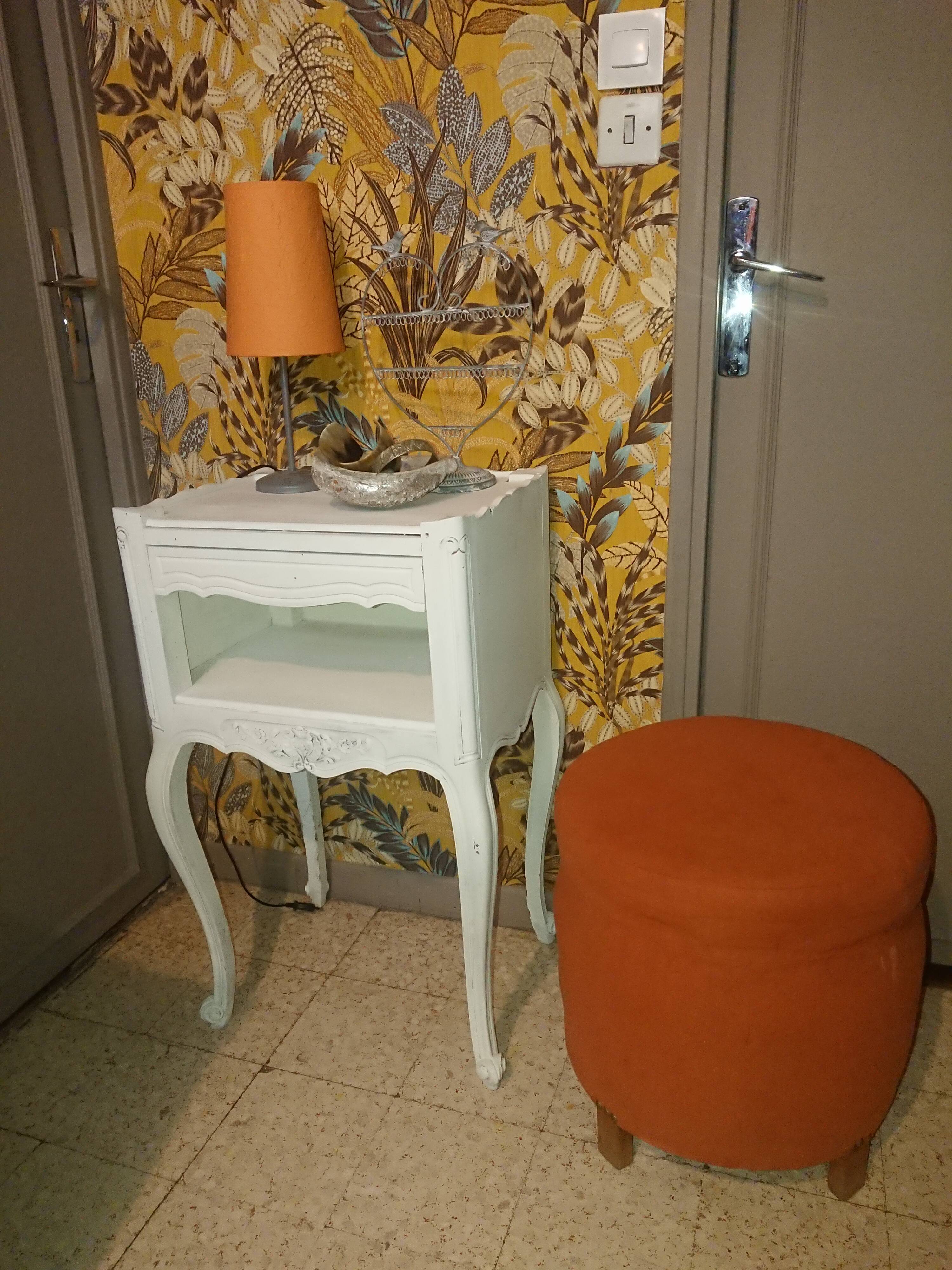 Pouf art deco in suede fabric color orange wooden legs