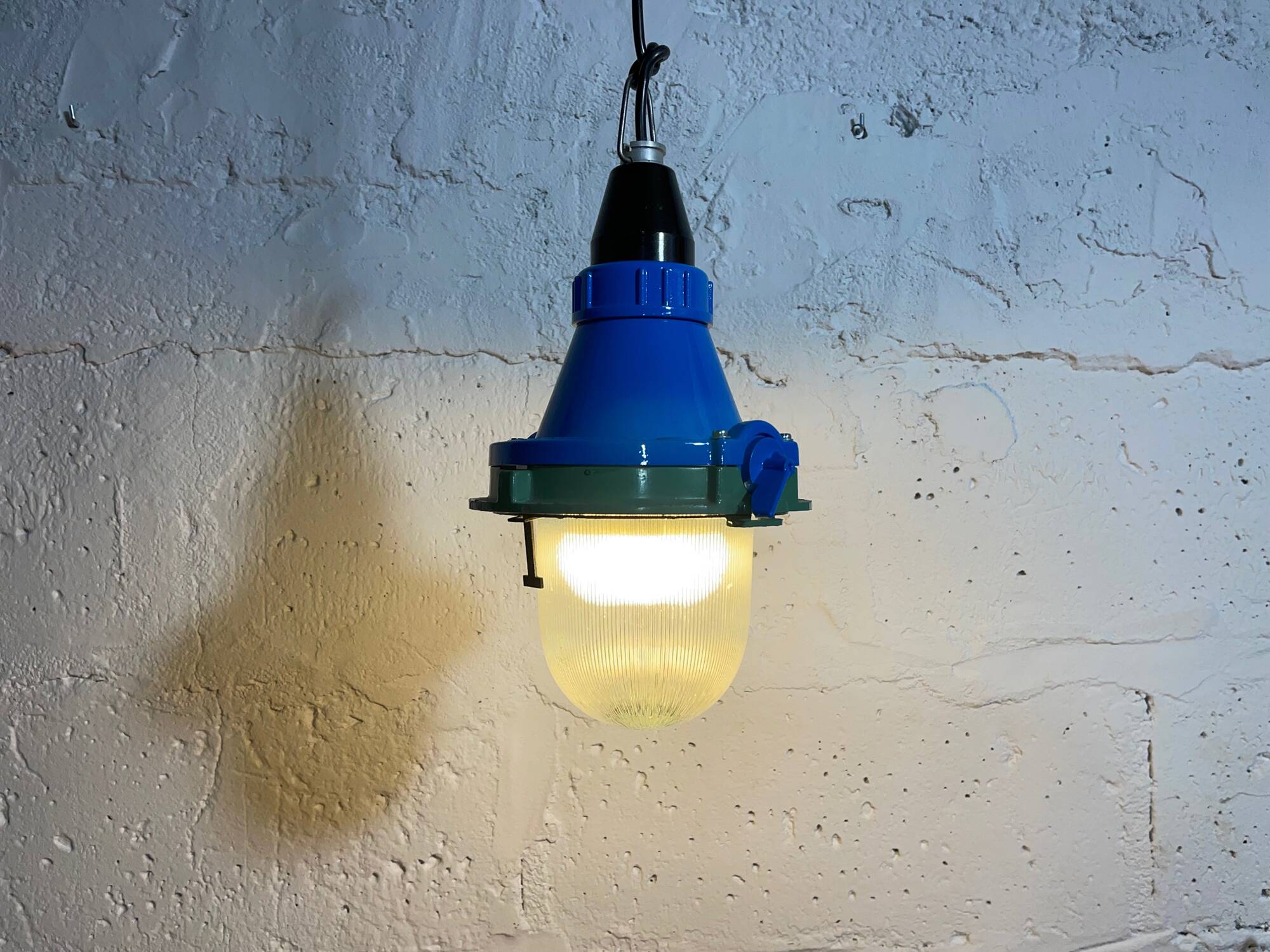 Industrial hanging lamp, 1974.