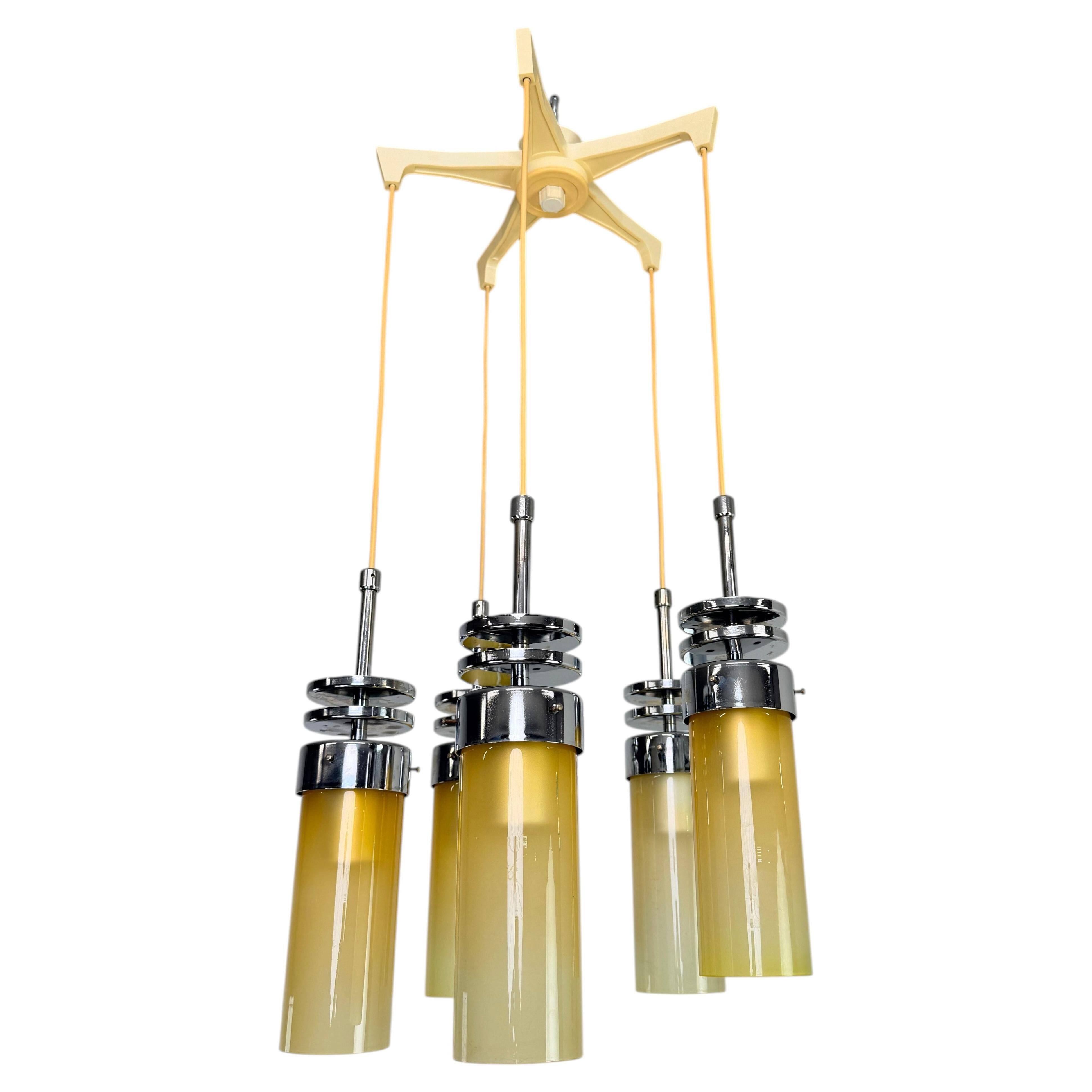 Suspension icon with 5 lamps, "Space Age" style from the 70s.