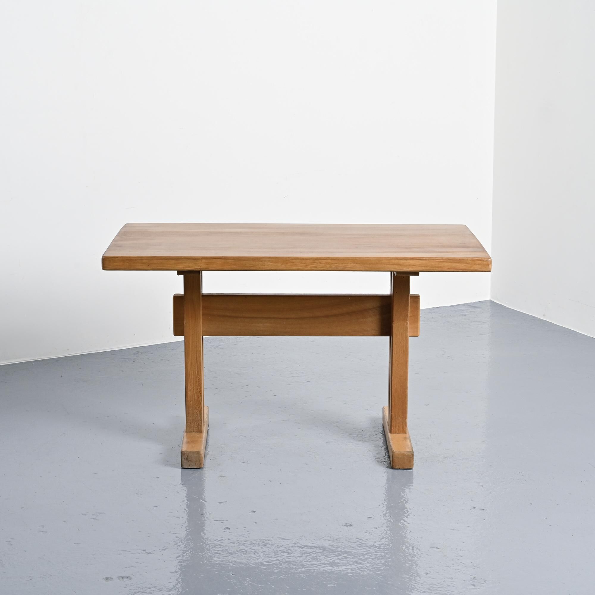 Table Les Arcs in solid elm, circa 1970