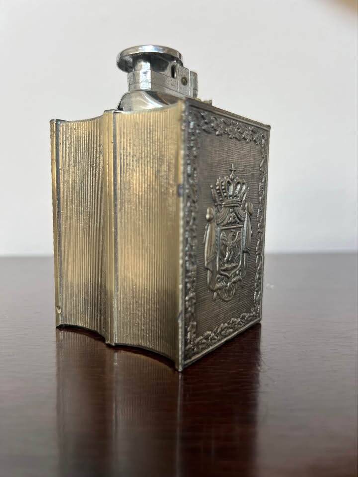 Napoleon lighter