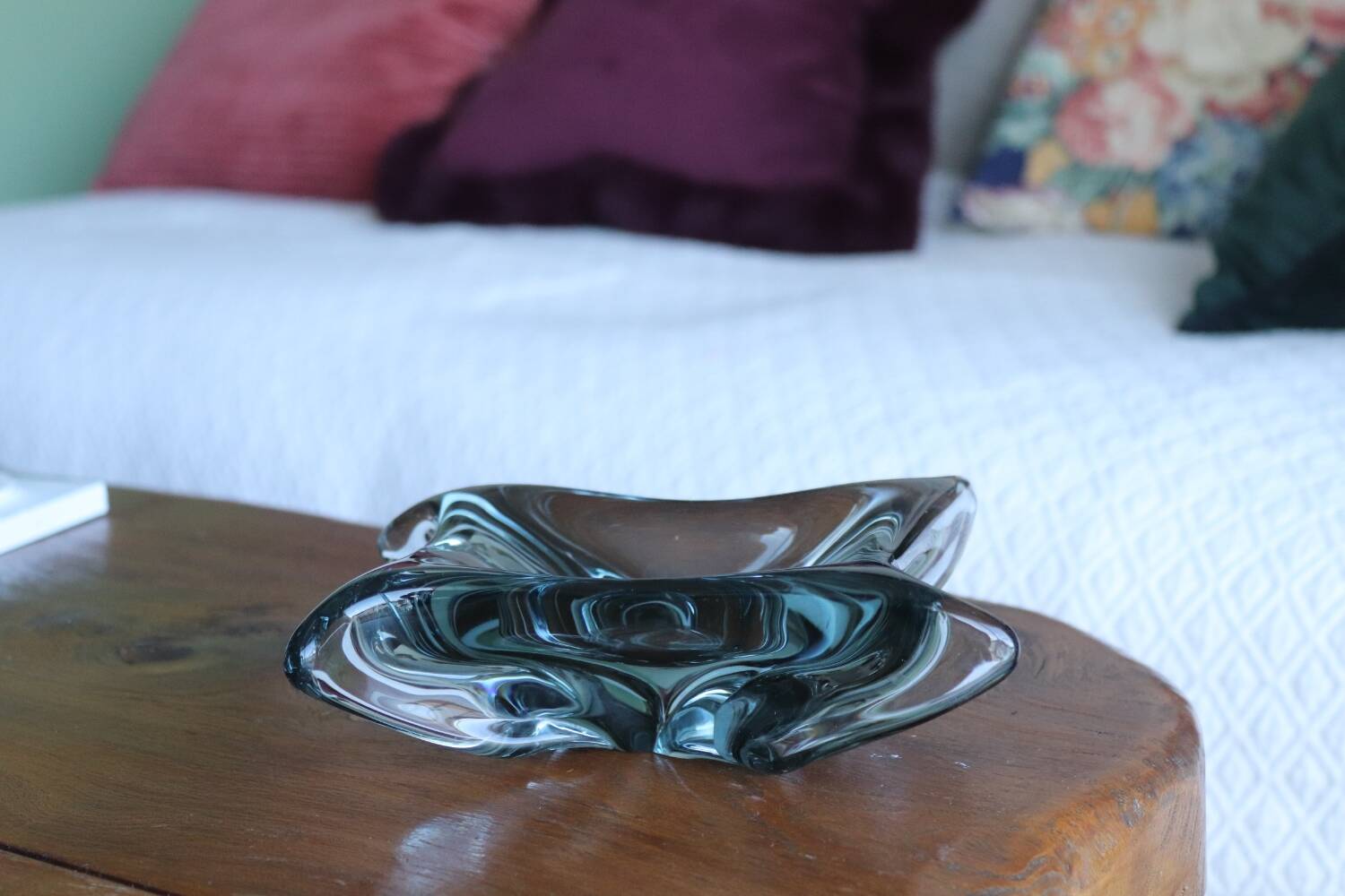 Grey smoked glass empty pocket