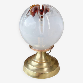 Lampe globe Murano et piétement laiton