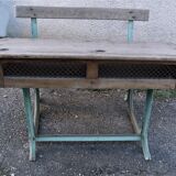 Wire desk base flat iron