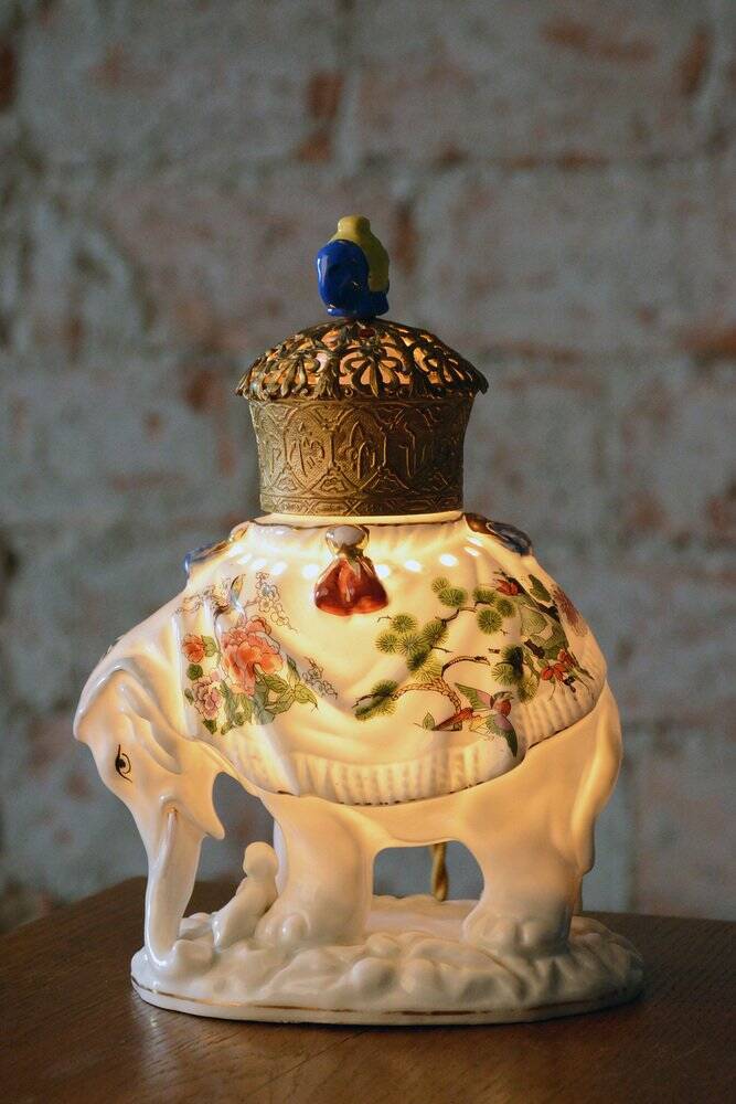 Asian Table Lamp in Brass and Porcelain, India, 1970s