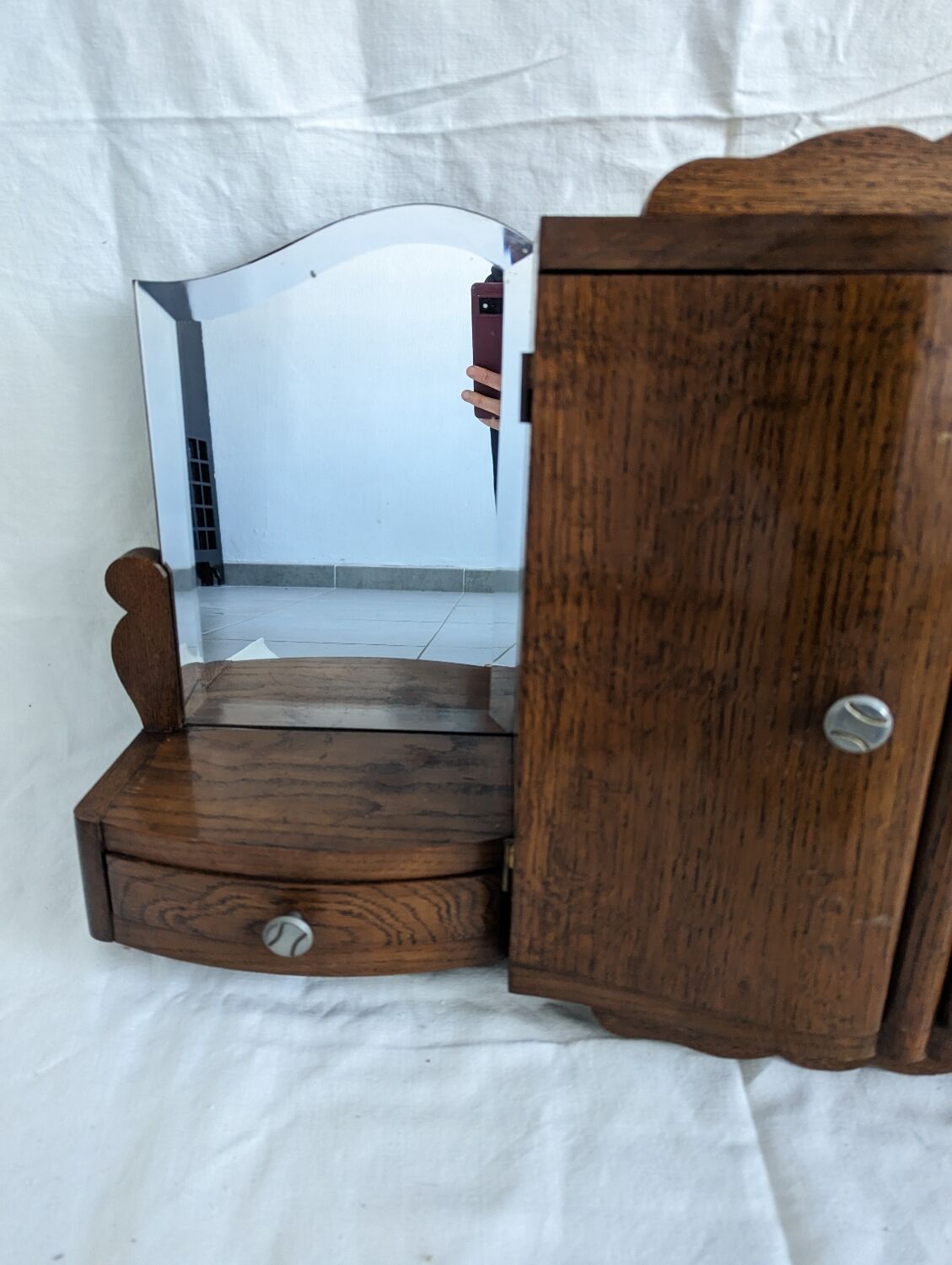 Art Deco bathroom shelf